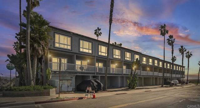 Building Photo - 1111 Seacoast Dr