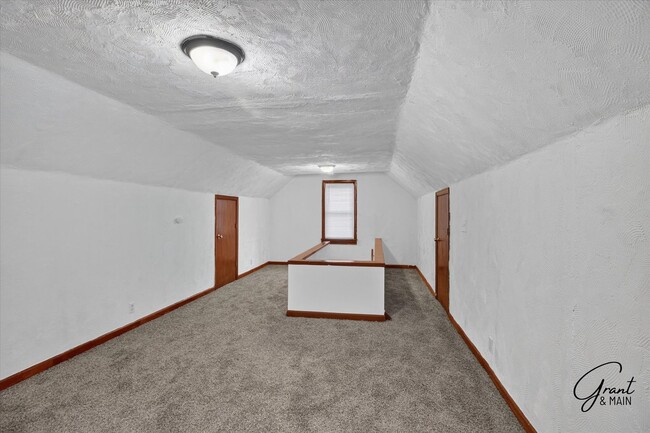 Building Photo - 11434 Laing St