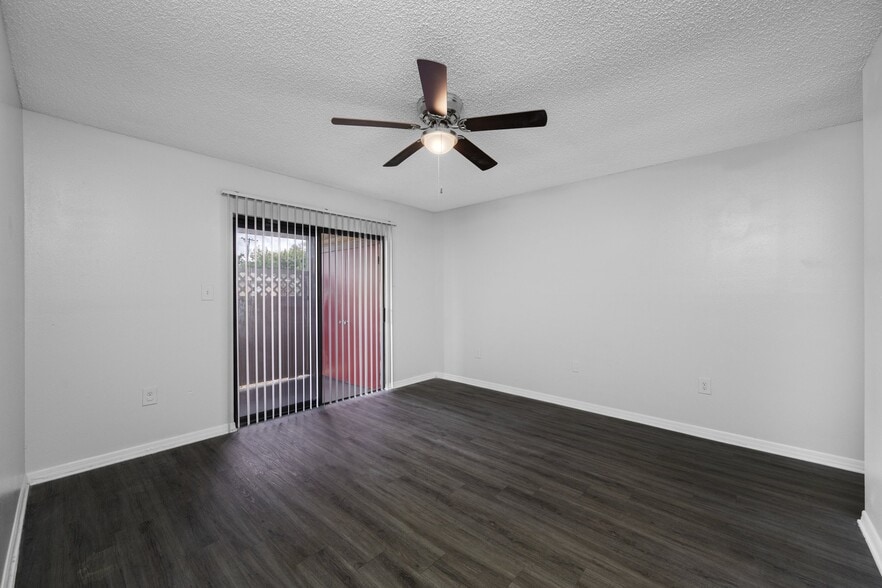 Building Photo - 10709 Yorkshire Ct