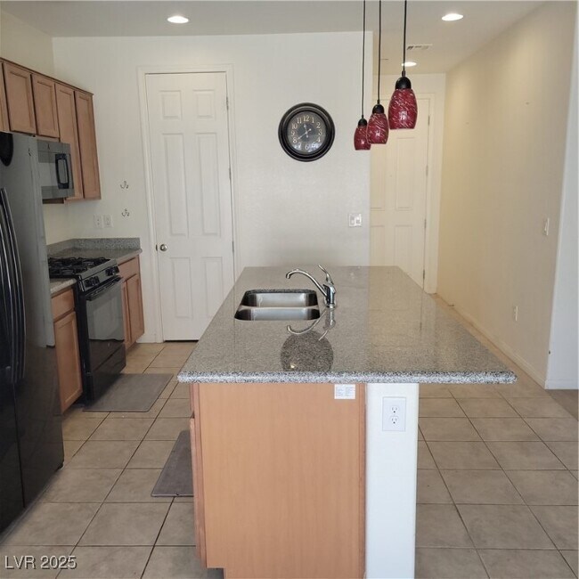 Building Photo - 1836 Pinsky Ln