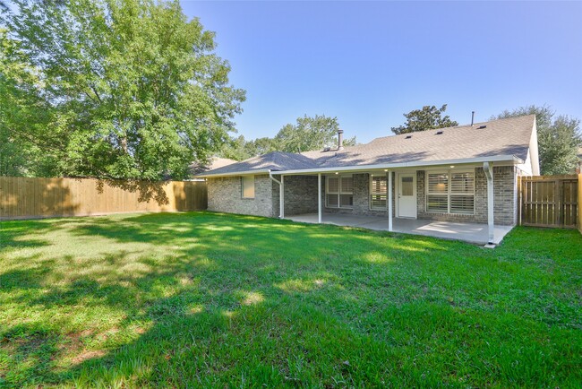 Building Photo - 2610 Sherwood Hollow Ln