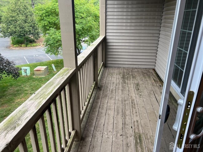 Building Photo - 7492 Elm Ct