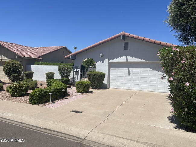 Building Photo - 5618 S Rocky Point Rd