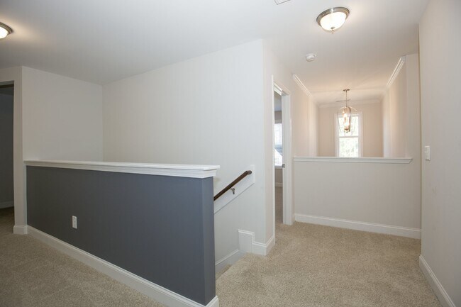 Building Photo - Charming 4 Bedroom Rental Home with Spacious Layout in Carthage, NC!