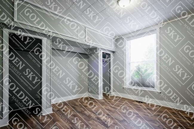 Building Photo - 1710 S Gharkey St
