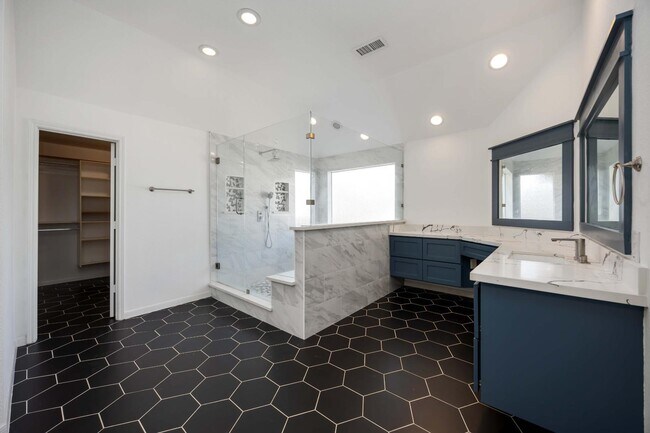 Building Photo - 3419 Crosby Landing