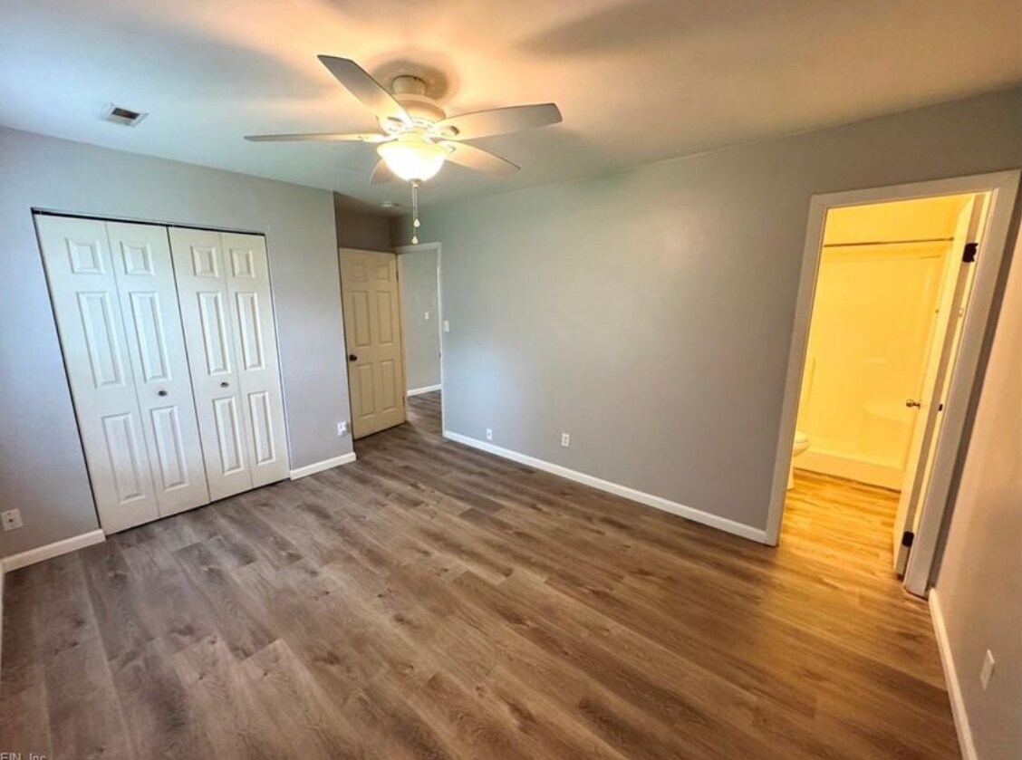 Building Photo - 3836 Clearwood Ct