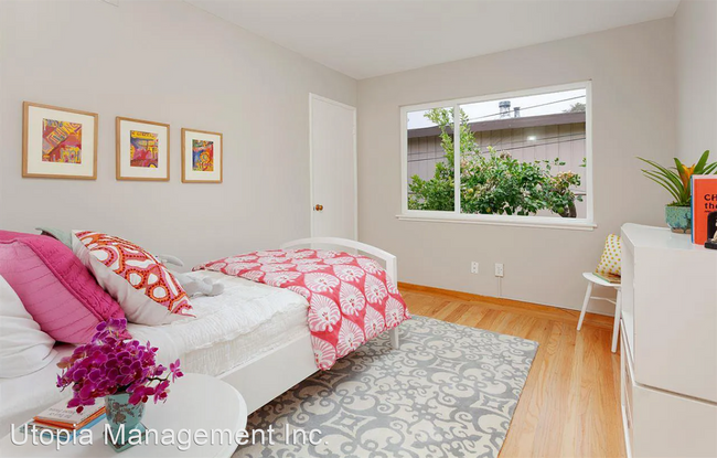 Building Photo - 3 br, 3 bath House - 2036 Mira Vista Drive