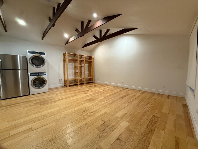 Building Photo - 43 Grand Blvd