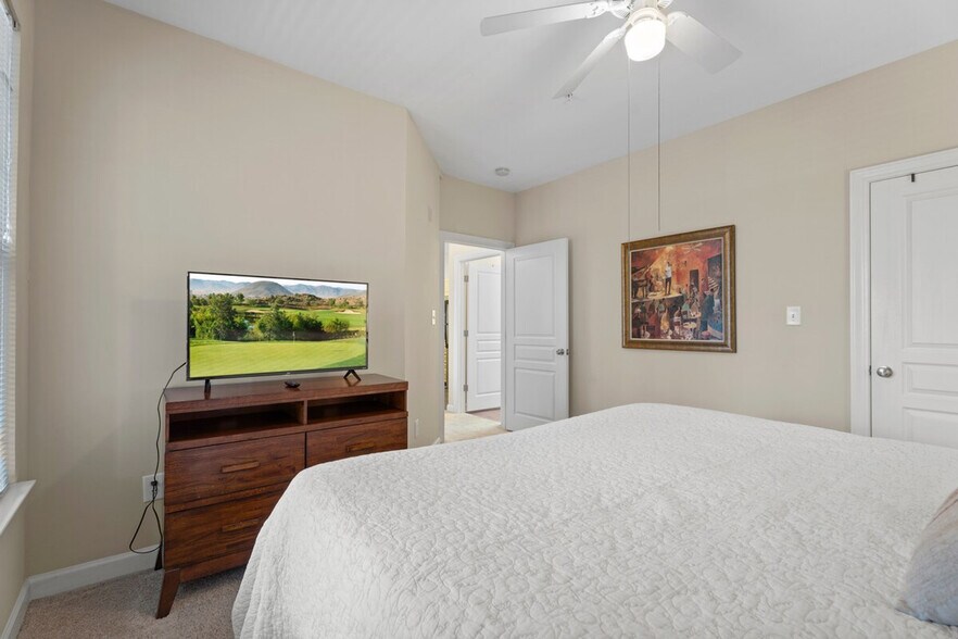 Building Photo - 6000 Scarlet Sky Ln