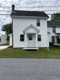 Building Photo - Newly Remodeled house - Available now