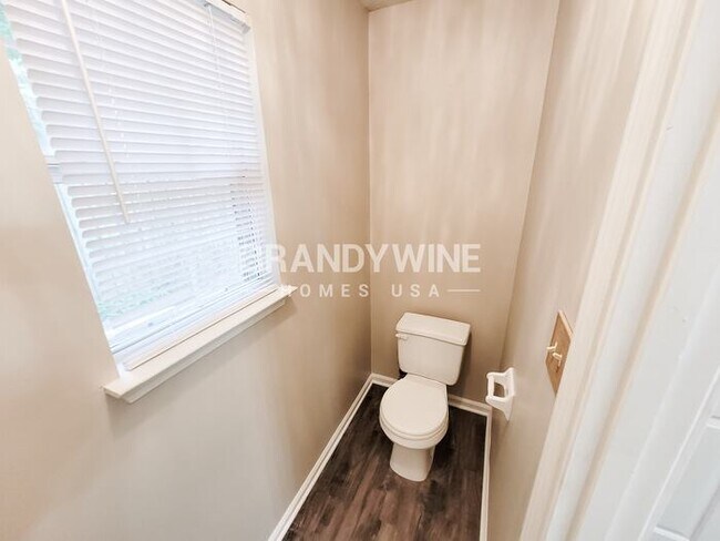 Building Photo - 5597 Blackburg Dr