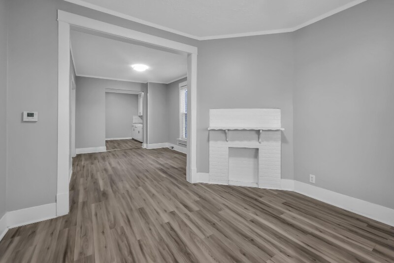 Building Photo - 3860 Dodge St