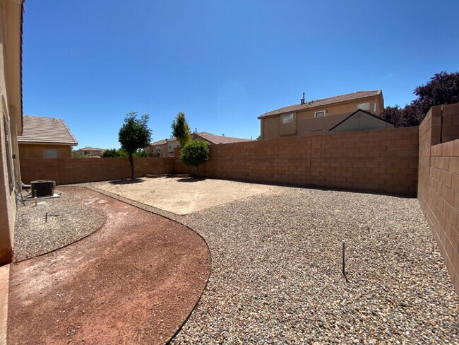 Building Photo - 4BR in Cabezon Subdivision