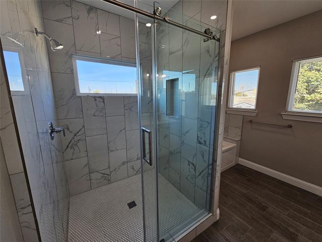 Building Photo - 610 Parker Cir