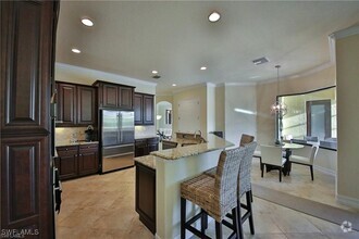 Building Photo - 9461 Italia Way