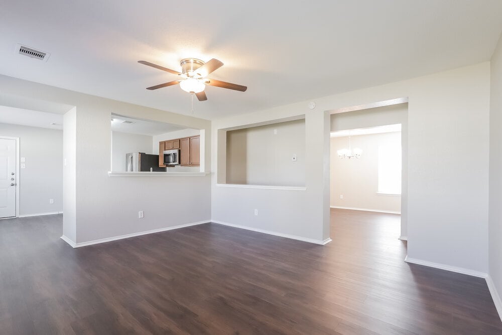 Building Photo - 20619 Tayman Oaks Dr