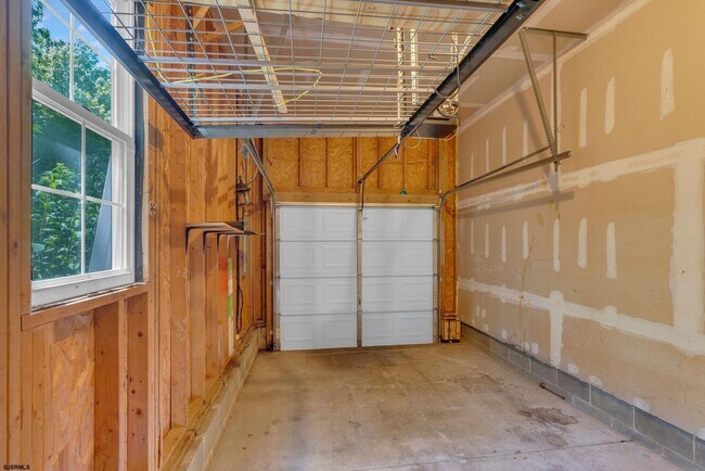 Building Photo - 1 Coronado Ln
