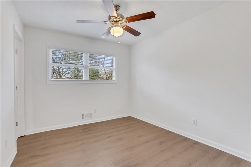 Building Photo - 2928 Dover Dr NW