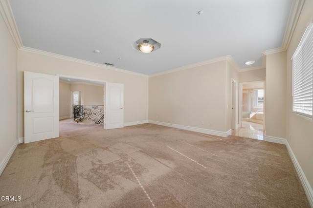 Building Photo - 146 W Le Roy Ave