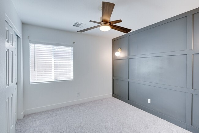 Building Photo - SINGLE STORY 4 BEDROOM IN GATED COMMUNITY