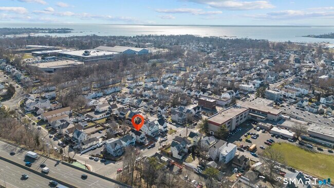 Building Photo - 48 Lockwood Ave