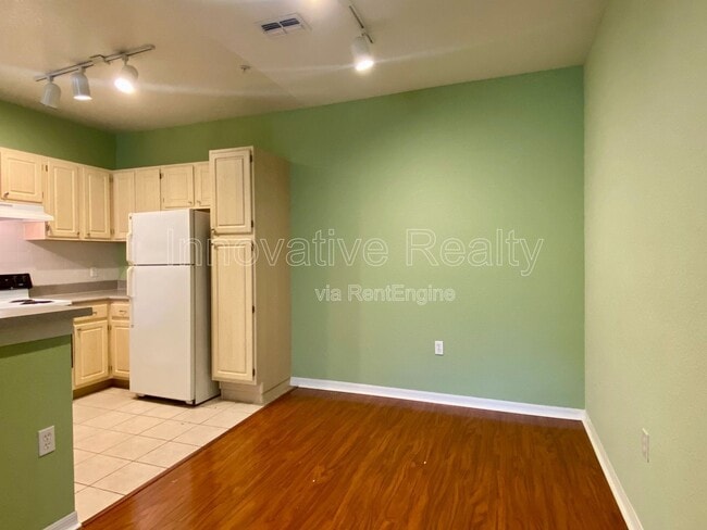 Building Photo - 1608 Legacy Park Dr