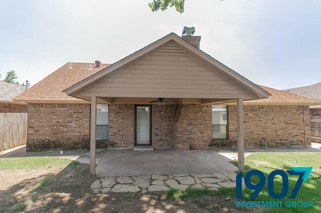 Building Photo - 1213 SW 133rd St