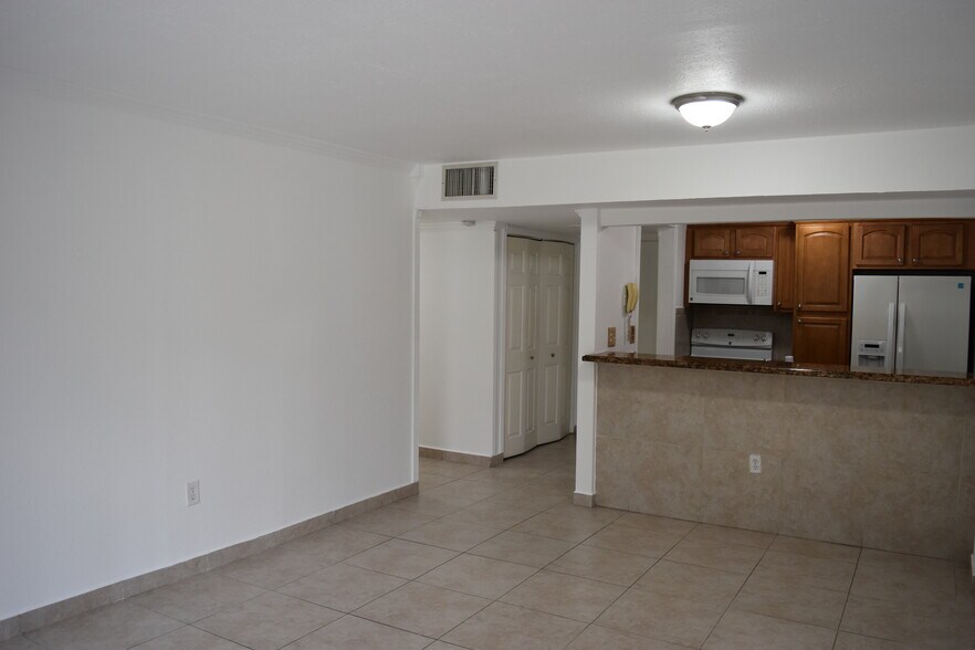 Building Photo - 8002 SW 149th Ave