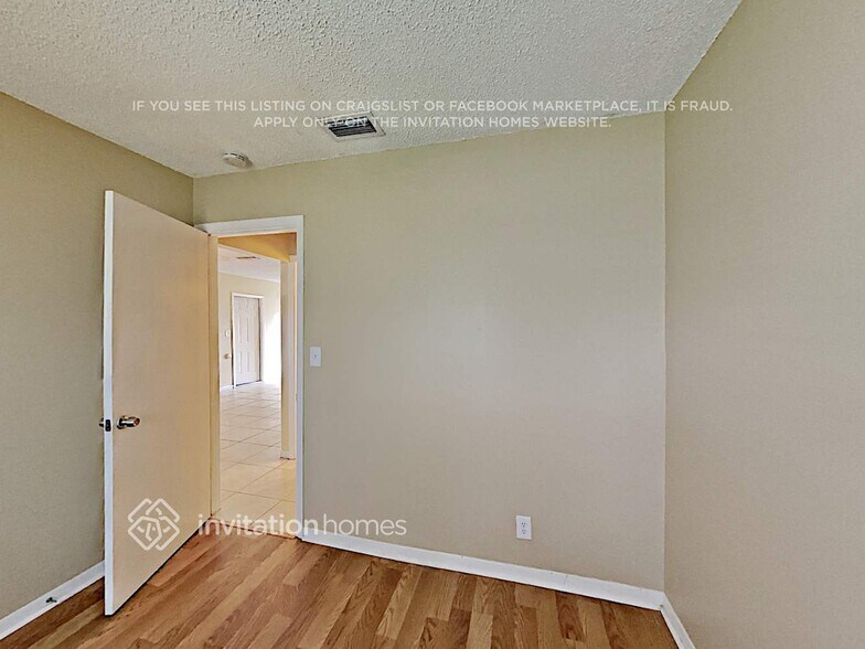 Building Photo - 7939 SW 3rd St