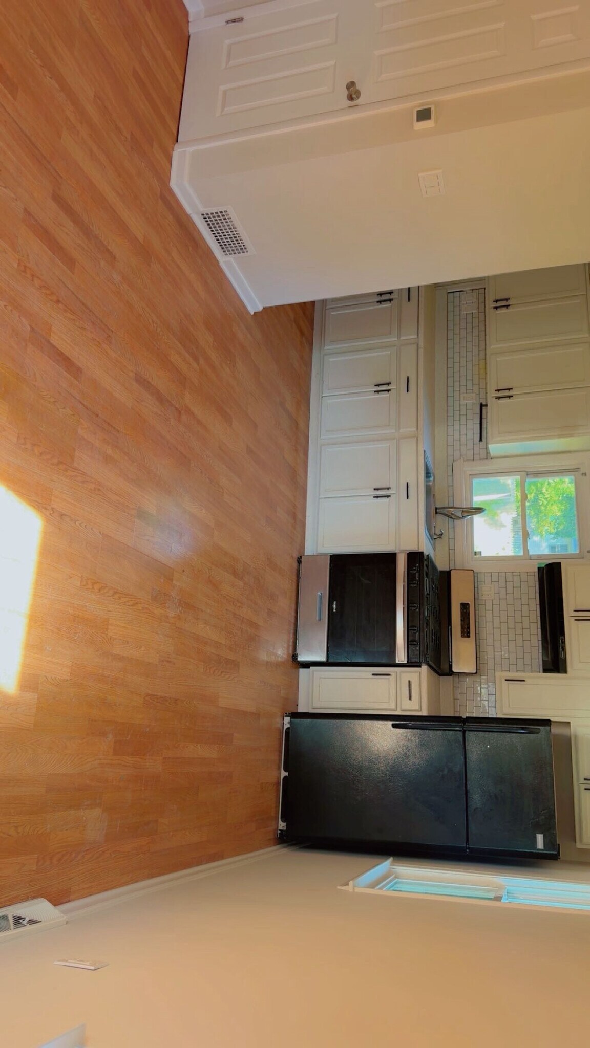 Building Photo - 8 Higbie Dr