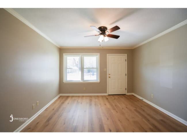 Building Photo - 1616 Shady Grove Rd