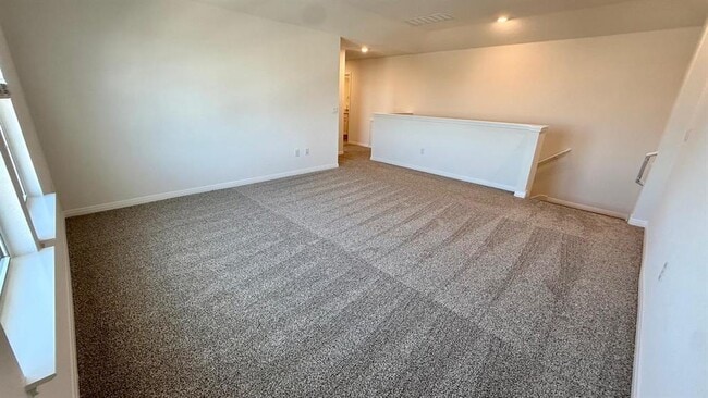 Building Photo - 1940 Lazy Acrs St