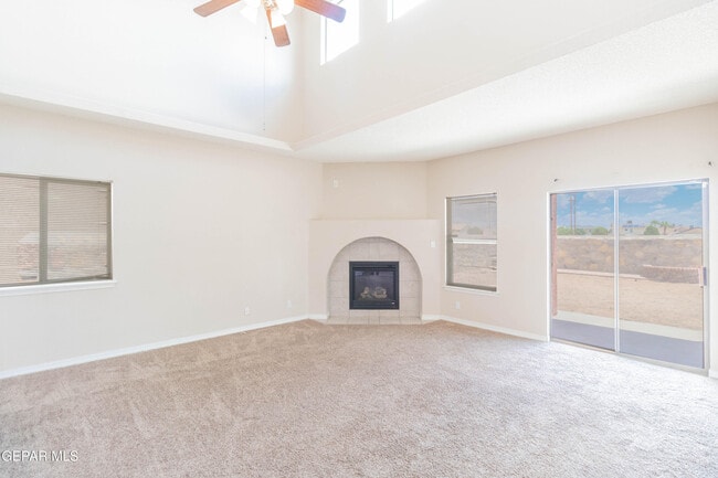 Building Photo - 3016 Tierra Cuervo Dr
