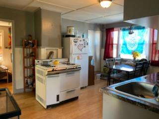 Building Photo - 197 Standish Ave