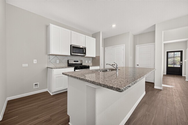 Building Photo - 15610 Coneflower Hls Dr