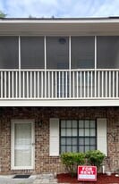 Building Photo - 104 Kimeran Ln