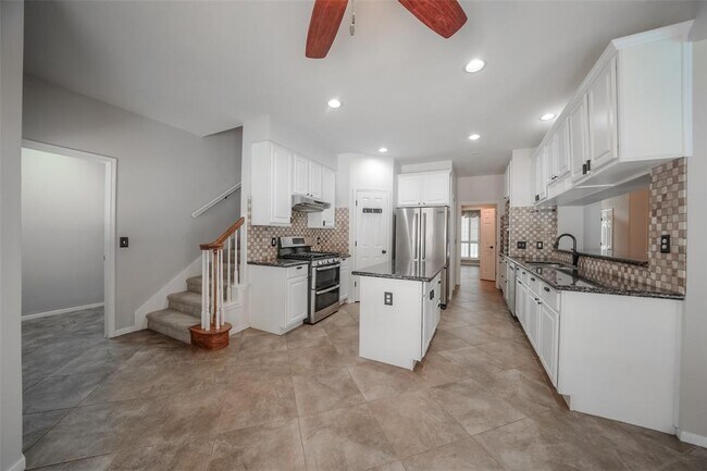 Building Photo - 69 W Night Heron Pl