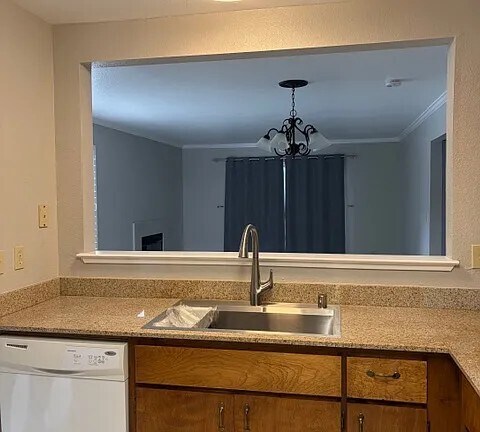 Building Photo - 2400 Eilers Ln