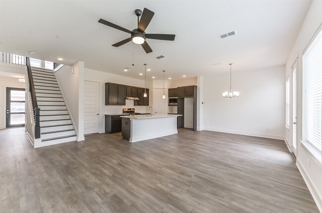 Building Photo - 10916 Keaton Landing Dr