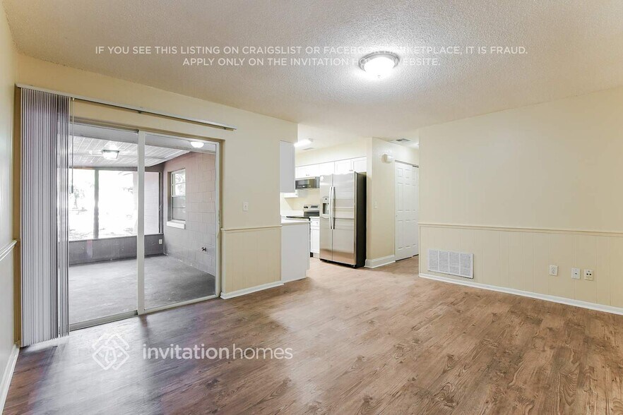 Building Photo - 543 Willow Way