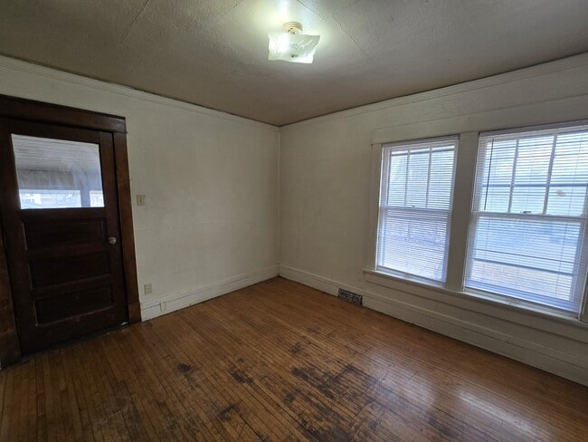 Building Photo - 118 Harrison St