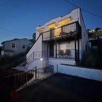 Building Photo - 1272 Van Pelt Ave