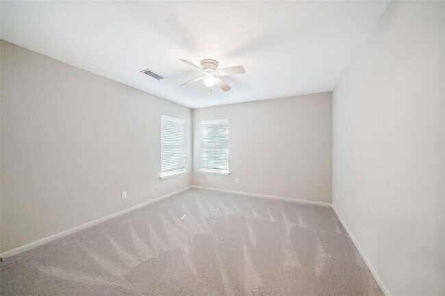 Building Photo - 151 E Greenhill Terrace Pl