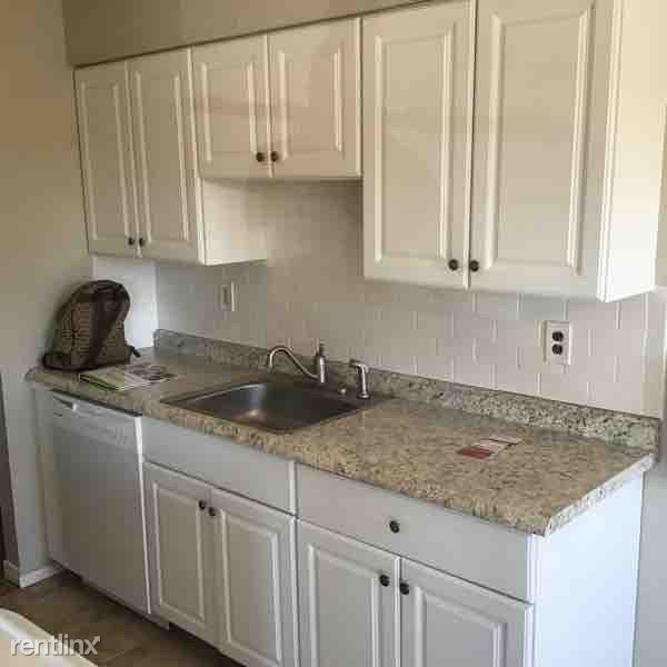 Building Photo - 1 br, 1 bath Condo - 3 Windsor Terrace F U...