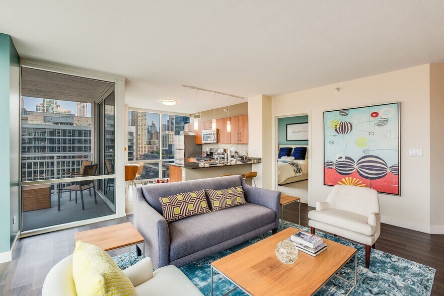 Floor to ceiling windows - 316 W Erie St