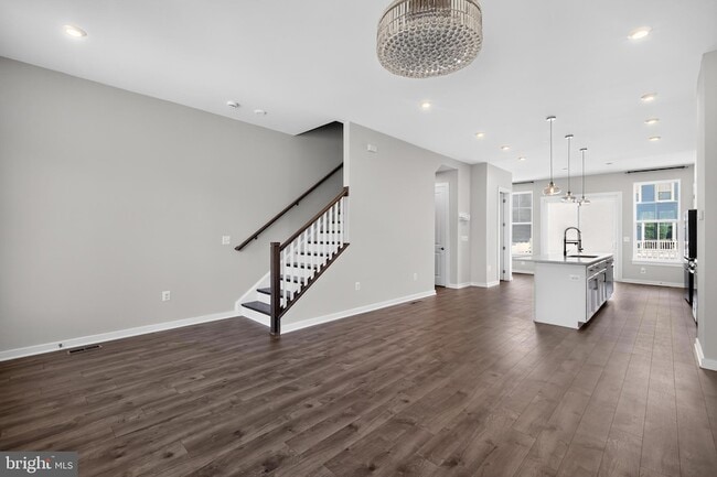Building Photo - 1743 Autumn Maple Leaf Dr