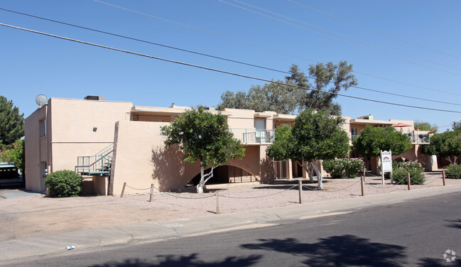 Primary Photo - Casa Castillo