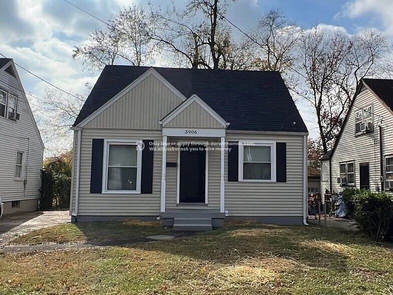 Primary Photo - 3906 Jewell Ave