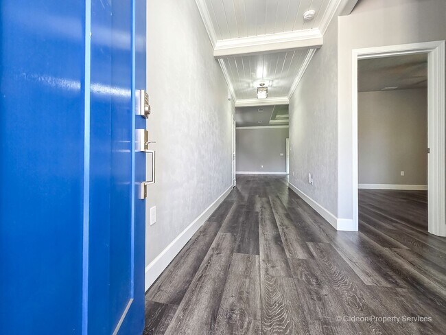 Building Photo - 1757 SW 72nd CIR